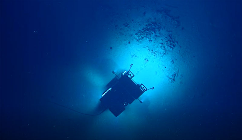 Deep Discoverer exploring a shipwreck